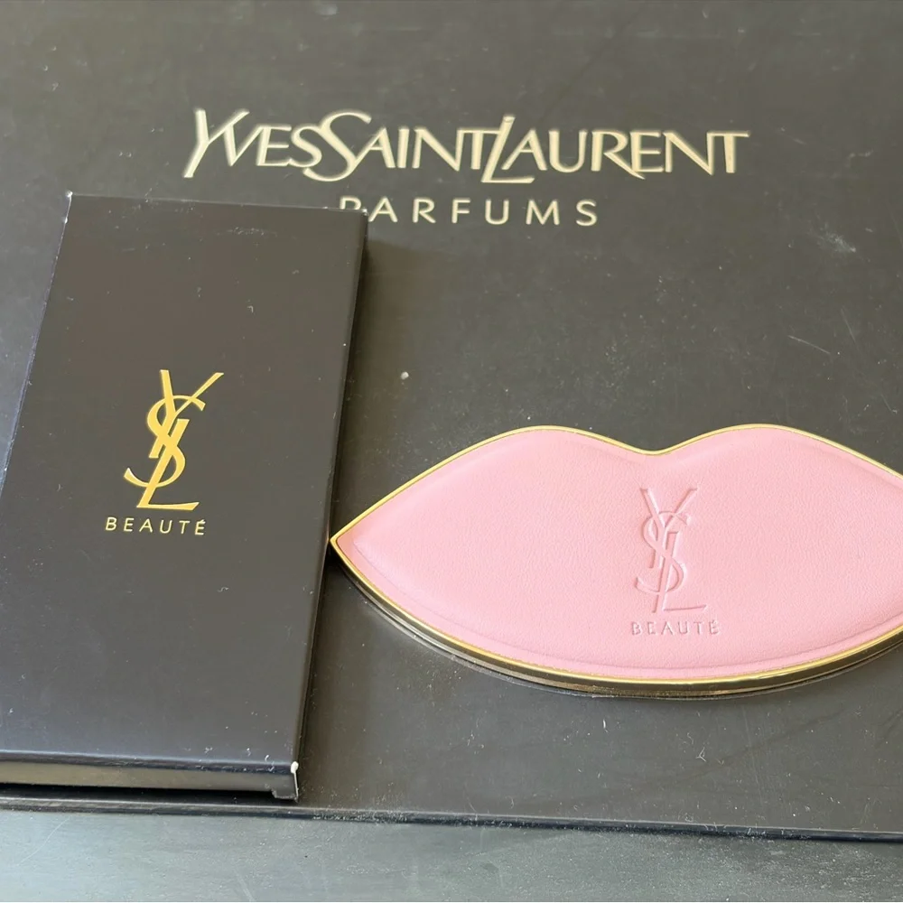 YSL Yves Saint Laurent Beaute  Mirror NEW